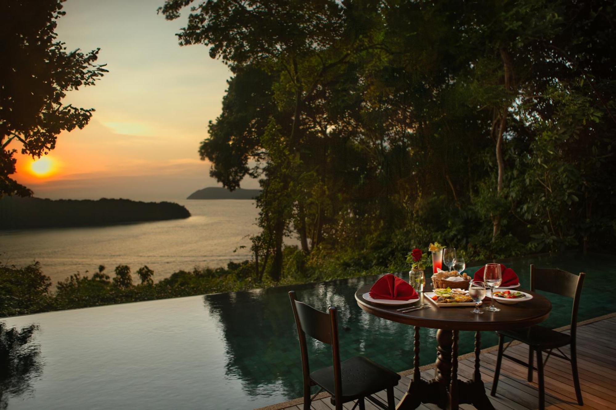 Ambong Pool Villas - Private Pool Pantai Cenang  Bagian luar foto