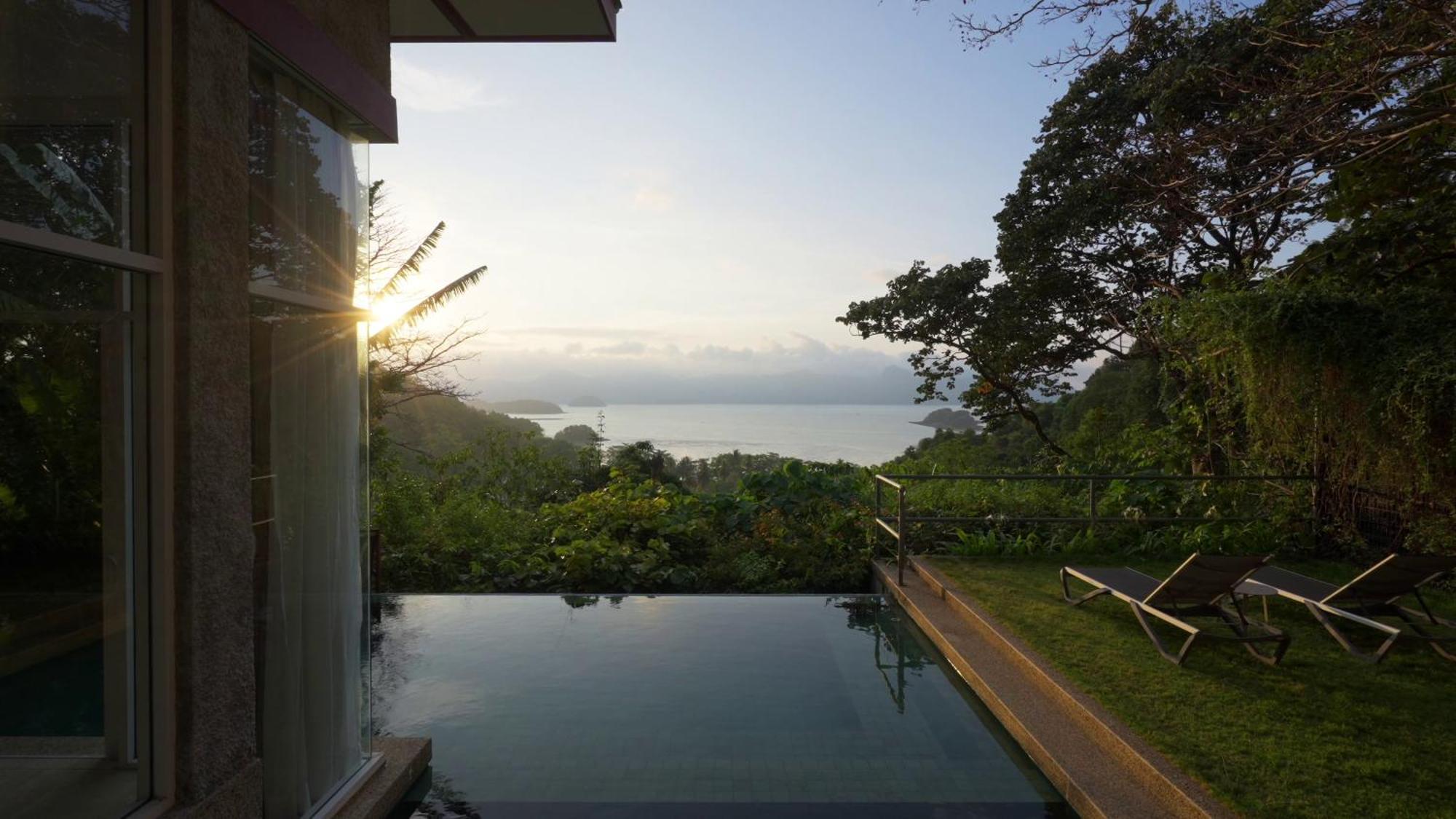 Ambong Pool Villas - Private Pool Pantai Cenang  Bagian luar foto