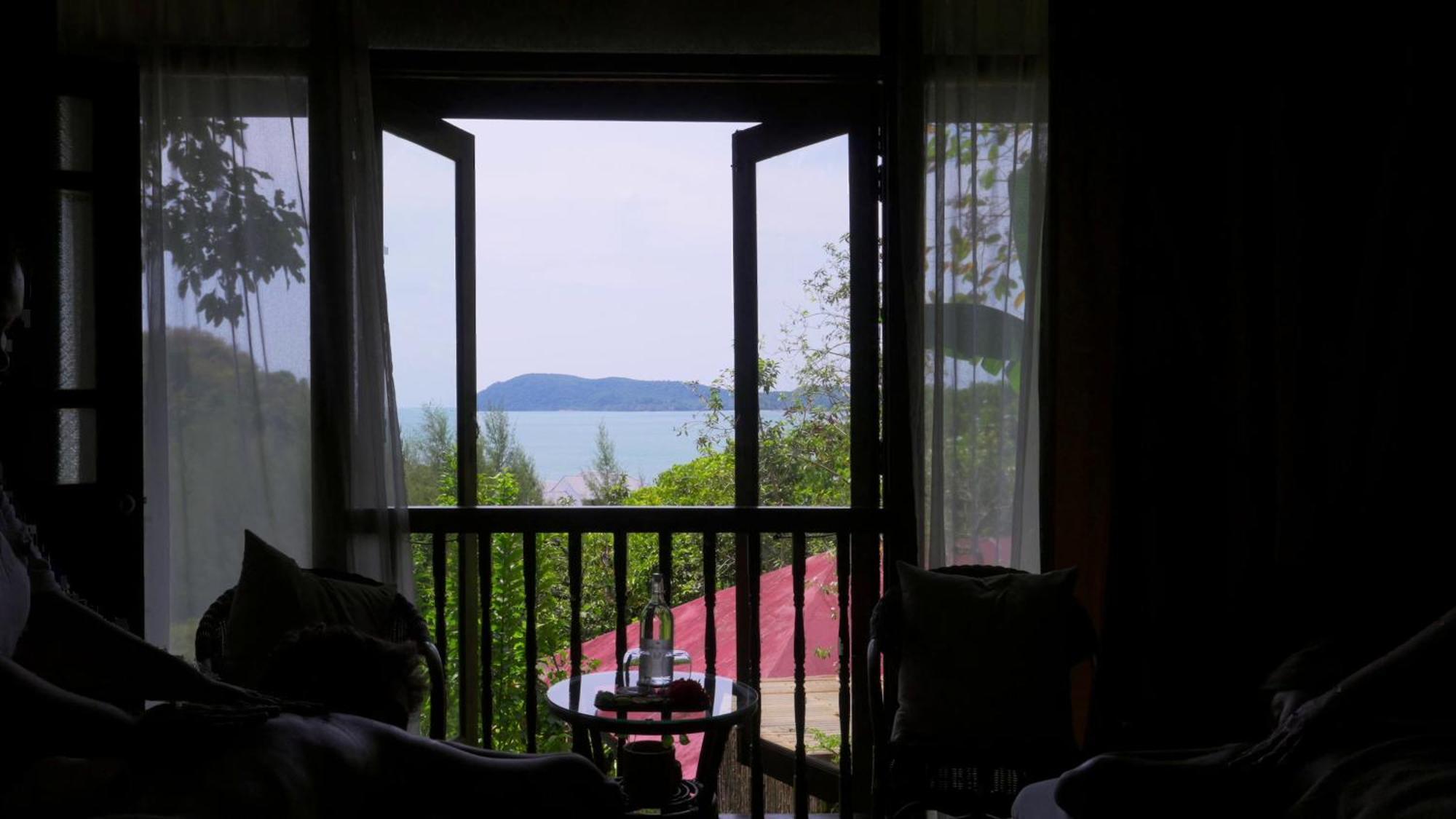 Ambong Pool Villas - Private Pool Pantai Cenang  Bagian luar foto