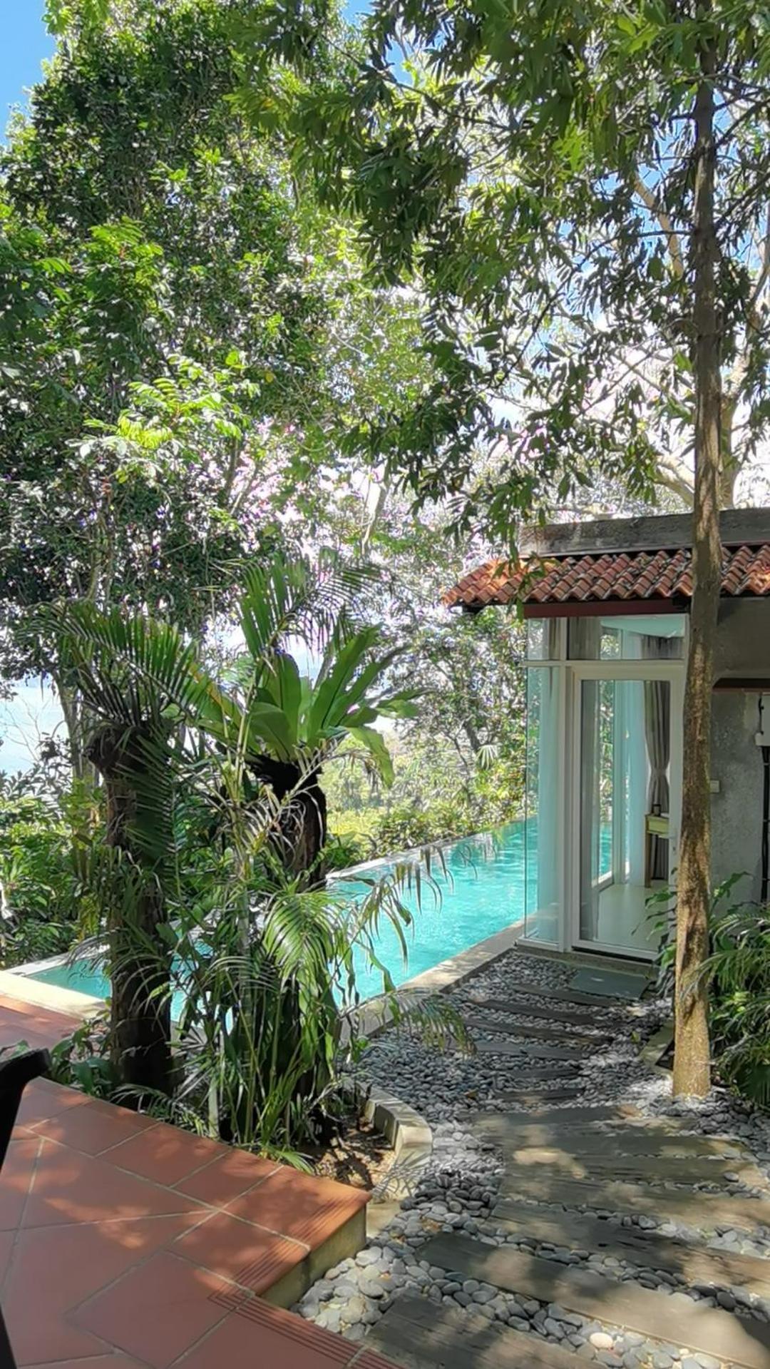 Ambong Pool Villas - Private Pool Pantai Cenang  Bagian luar foto